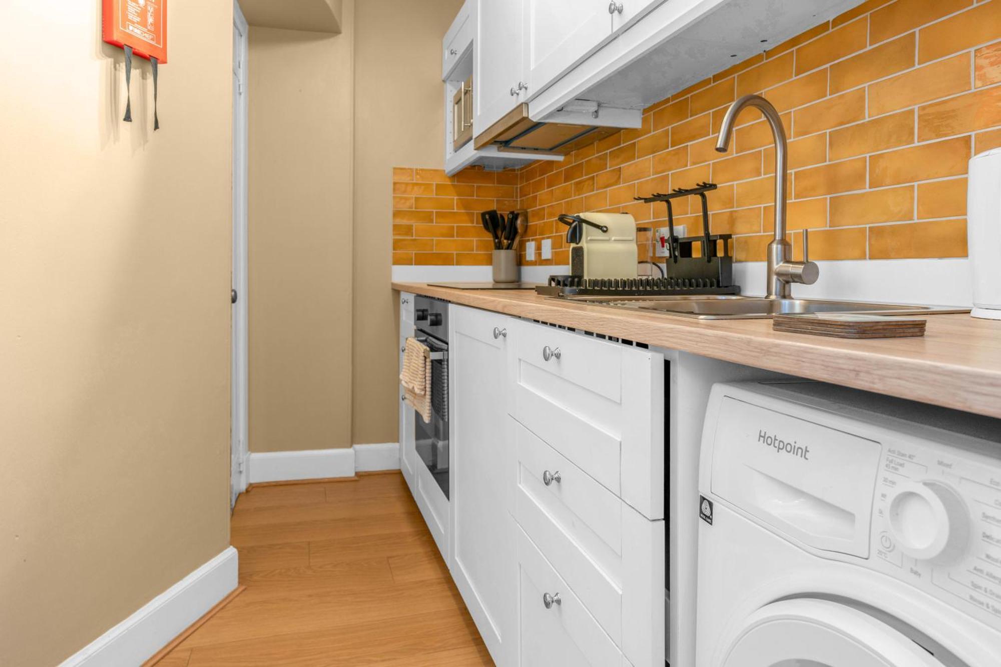 Charming Apartment In The Old Town Edimburgo Esterno foto